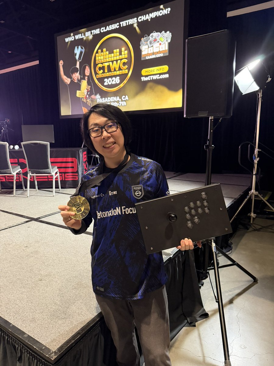 ルーザーズ走り切った！
Genesis X3餓狼伝説部門優勝しましたー🥇
ずっとギリギリの試合が続いたけど、本当に粘ったぁ！😭
応援ありがとうございましたー！