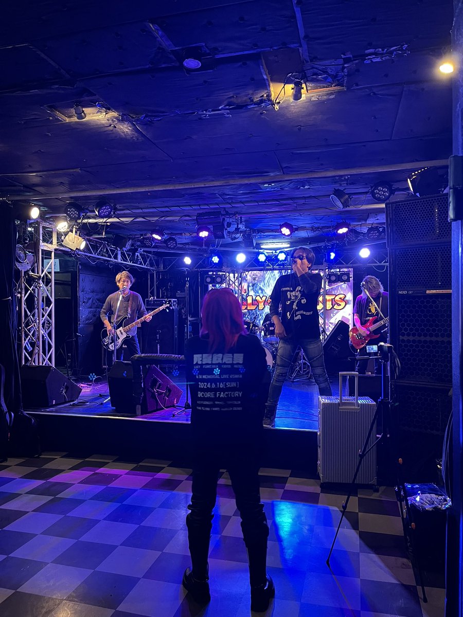 chan_macky's tweet photo. INしたー😆
#billyandthesluts
#redtailcat https://t.co/q1IHcvhaVP