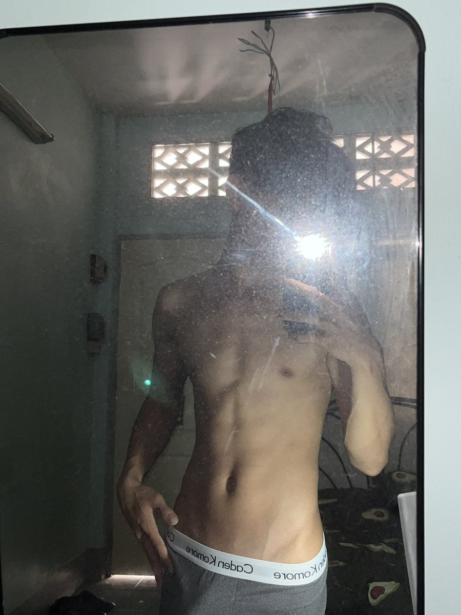 wnwn425300's tweet photo. วาเลนไทน์นี้เอาสักดอกมั้ยเธอ #เชียงใหม่ https://t.co/BFCstghJt1