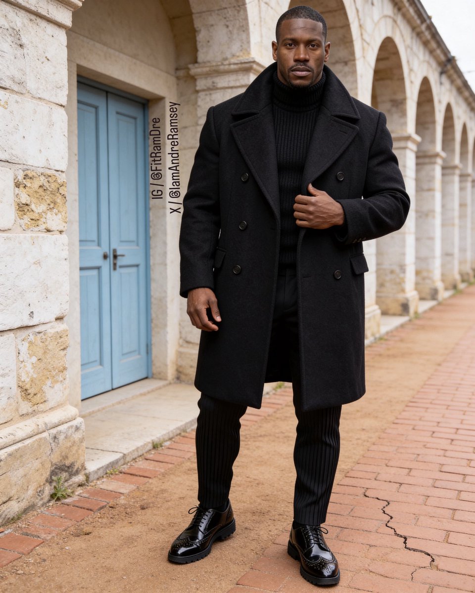 <a href="/BigDamnShawn/">Shawn 🪬</a> Sure Could… 26yo 6’6” 266-lbs Who Is #AndreRamsey?#WinterInNYC #PhotoShoot #Pose #Photographer(s) HMU…