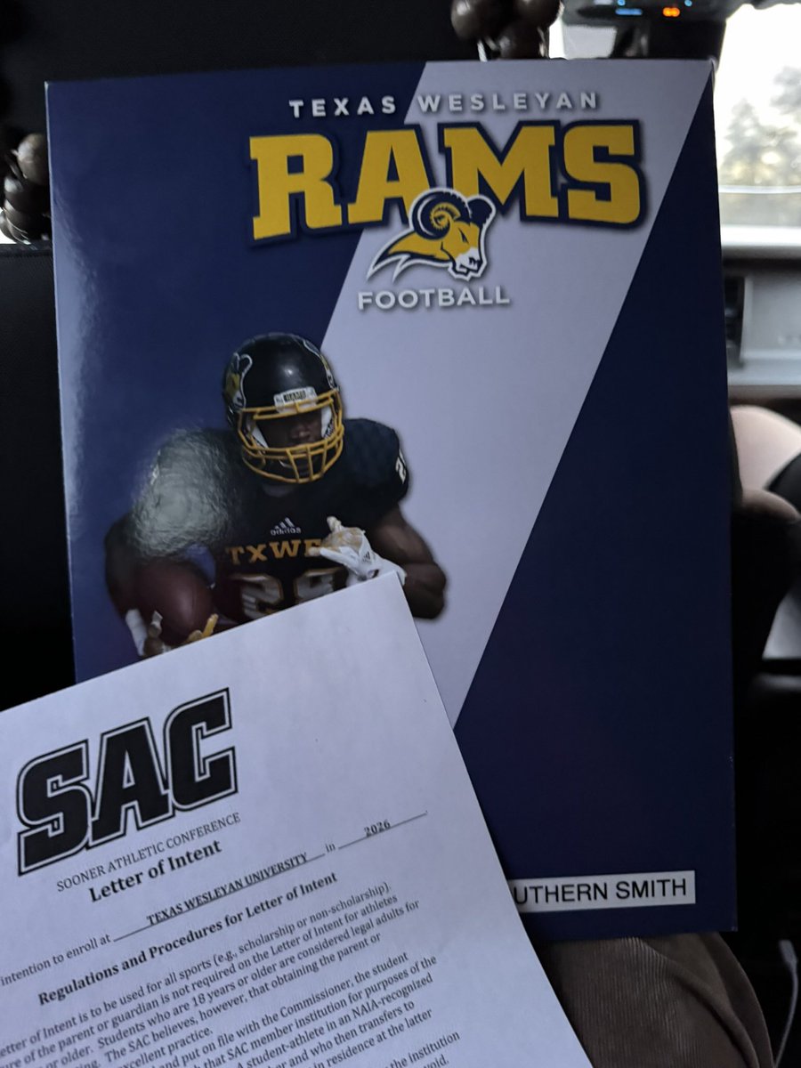 southernsmith52's tweet photo. Thank you to @Coach_Welde and the coaches at Texas Wesleyan for giving me my 4th offer to play collegiate football https://t.co/uxcytSjTy8