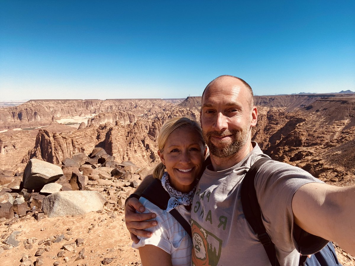 Kristin 💛 tweet media