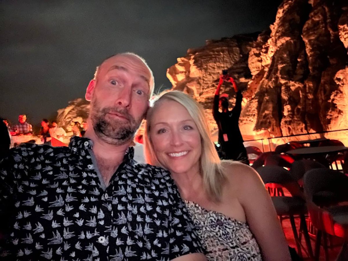 Kristin 💛 tweet media