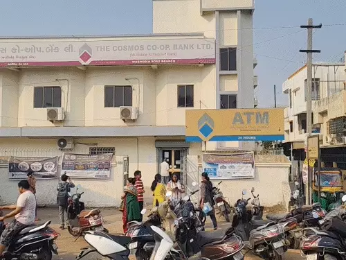 Rush of Customers at Cosmos Bank in Vadodara after Reported Locker Theft