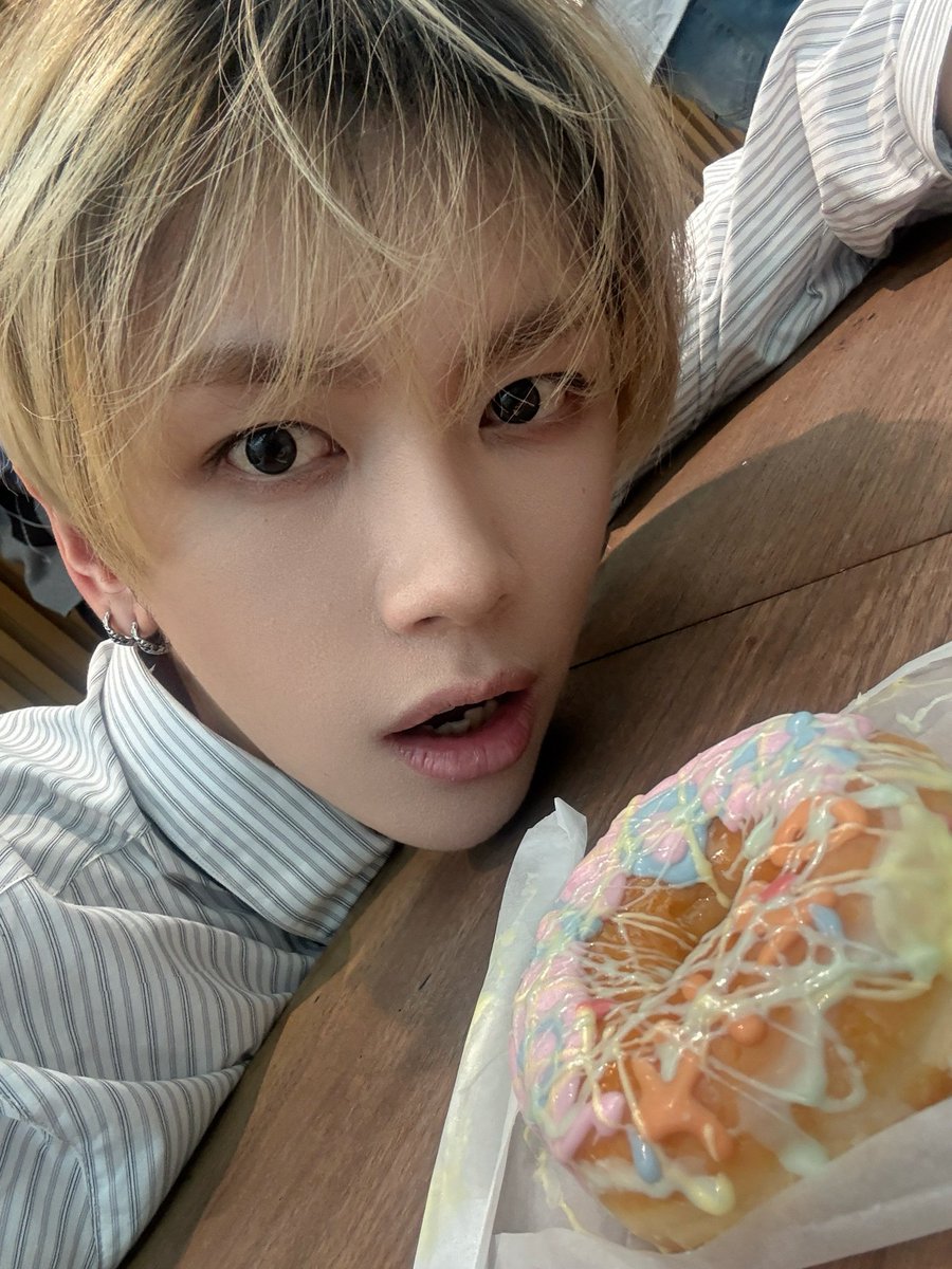 쉬에무넌 tweet media