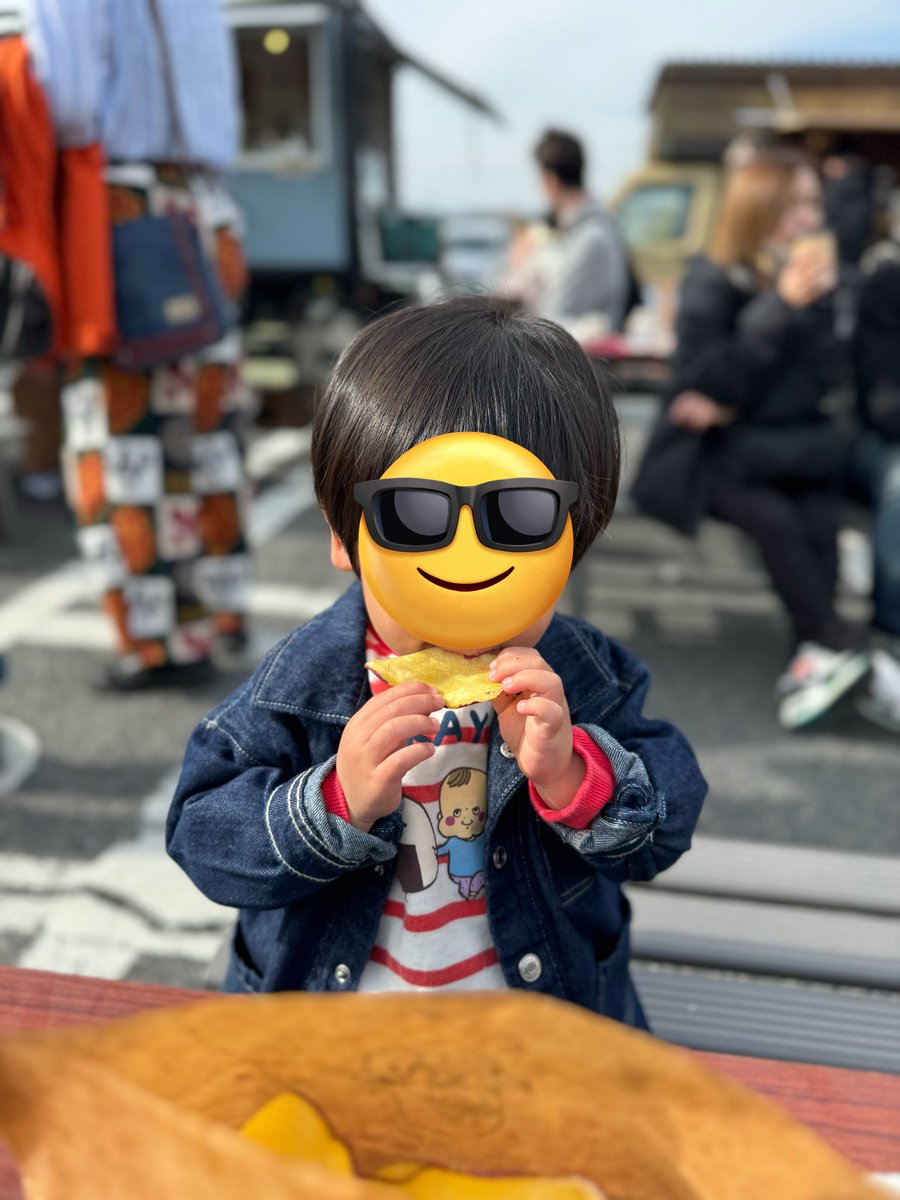 tttomoyattt's tweet photo. 昼メシさつまいもチップス！終わり！閉廷！ https://t.co/m8vptnCA2J