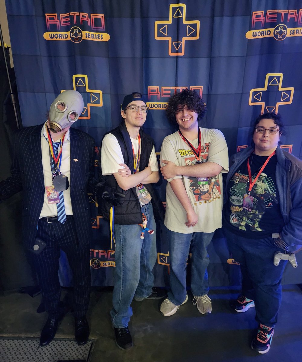 Retro World Series tweet media