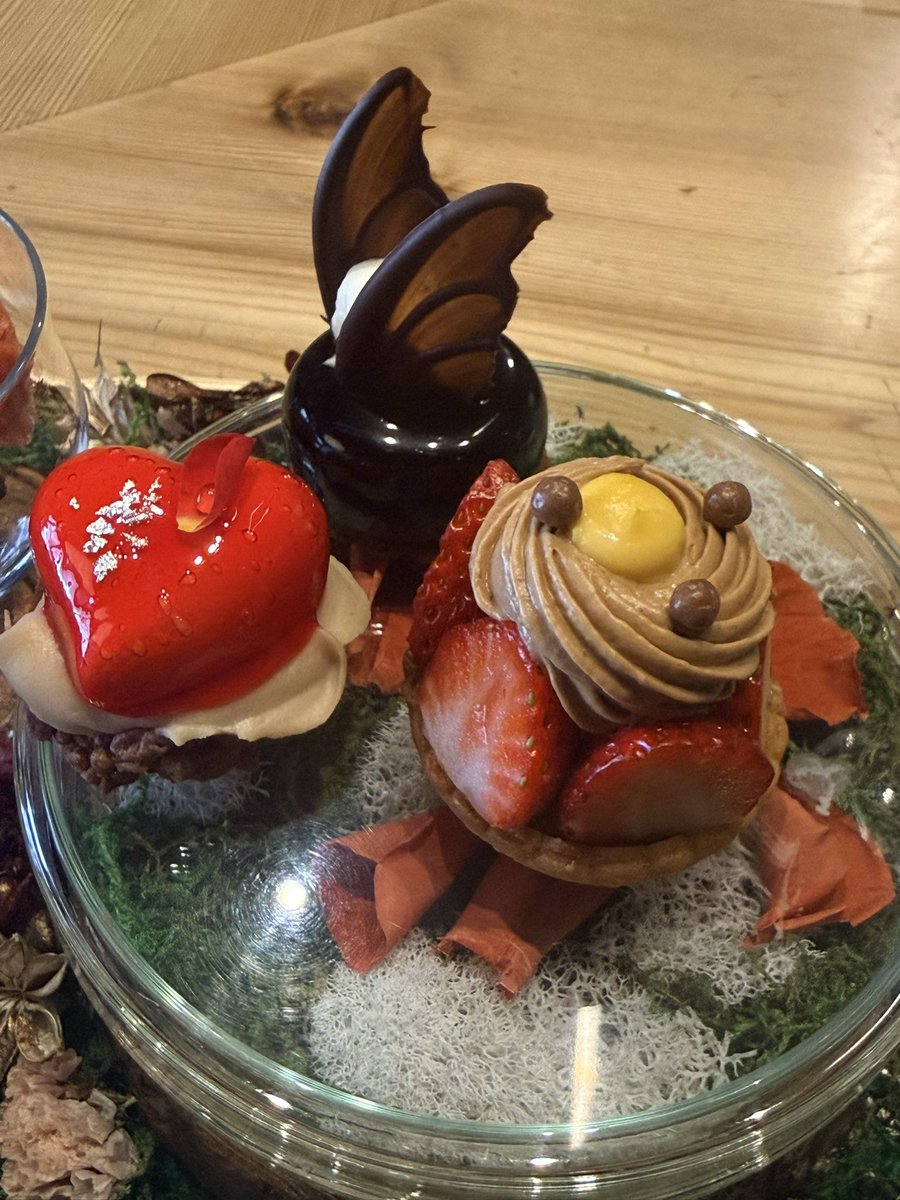 nanasati1's tweet photo. ハッピーバレンタイン💝
バレンタイン
アフタヌーンティー https://t.co/v3HFcAih6Q