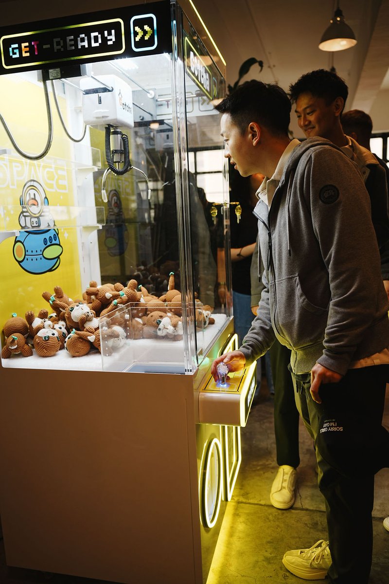 hyperbuilder_hl's tweet image. Thank you so much for joining and being part of the Hyperbuilder x Extended HK Meetup! 

Deep appreciation for the time and energy you brought to the event. May 2026 bring you everything you’re striving for, and hopefully our paths cross again at the next meetup.

Special thanks