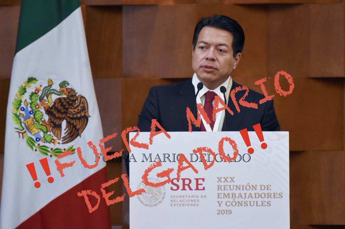 Quiero expresar mi solidaridad con el Dr. <a href="/MarxArriaga/">Marx Arriaga Navarro</a> ante el trato tan humillante que está recibiendo.
Mi presidente <a href="/lopezobrador_/">Andrés Manuel</a> depositó su confianza en él, y no es justo que el miserable traidor de <a href="/mario_delgado/">Mario Delgado</a> se salga con la suya.
Recordemos que el Dr. <a href="/HLGatell/">Hugo López-Gatell Ramírez</a> ya