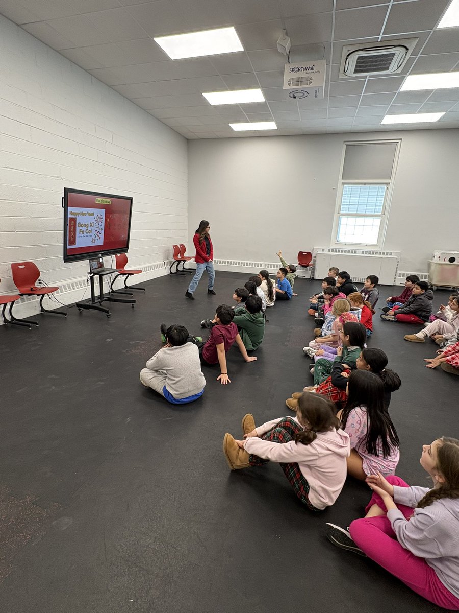 Jackson Ave School tweet media