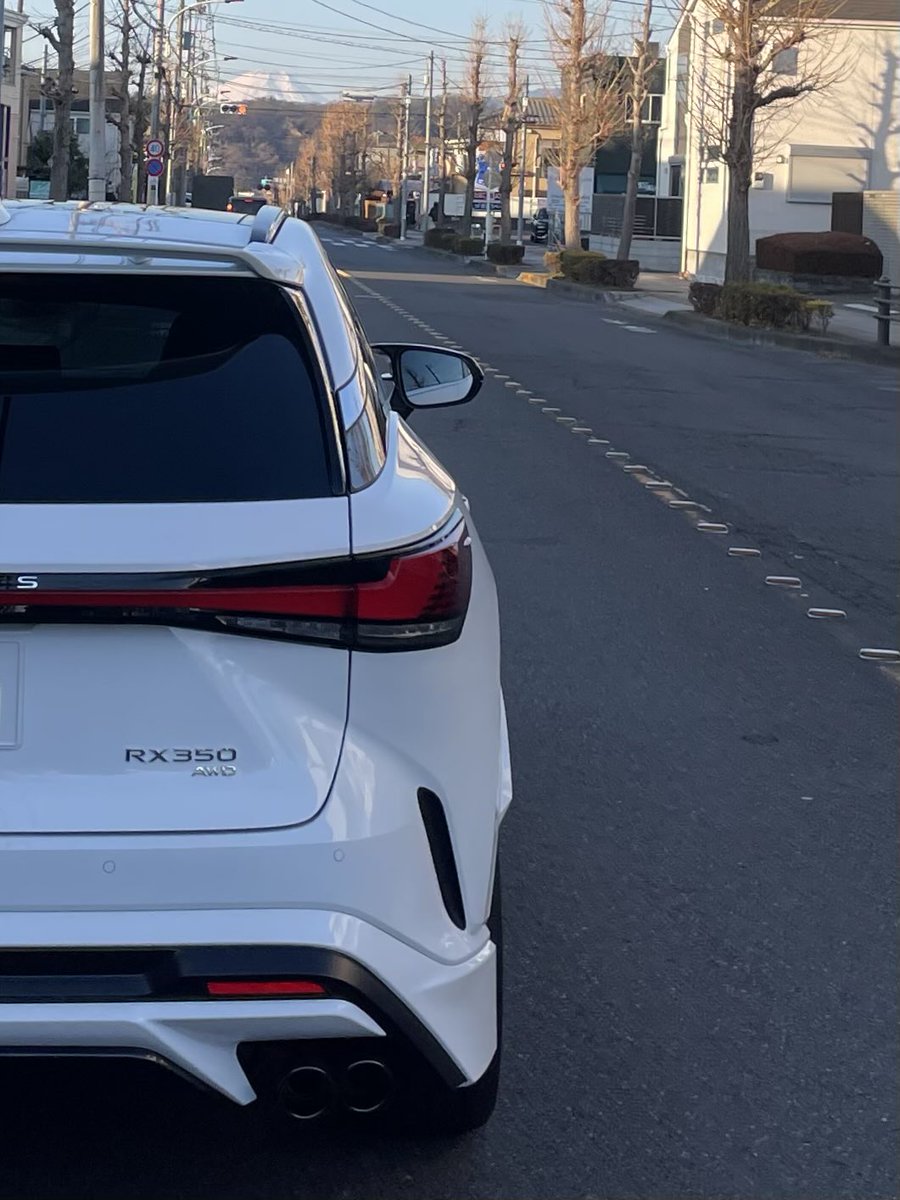 SCL1927's tweet photo. RXと2月の富士
#車のある暮らし #lifewithacar
#レクサス #LEXUS #RX #RX350F #RX350FSPORT #TRD #エアロ #aero #lexuslifestyle #車のある風景 #車好きな人と繋がりたい #富士山 #MtFuji https://t.co/60bmSGsAHE