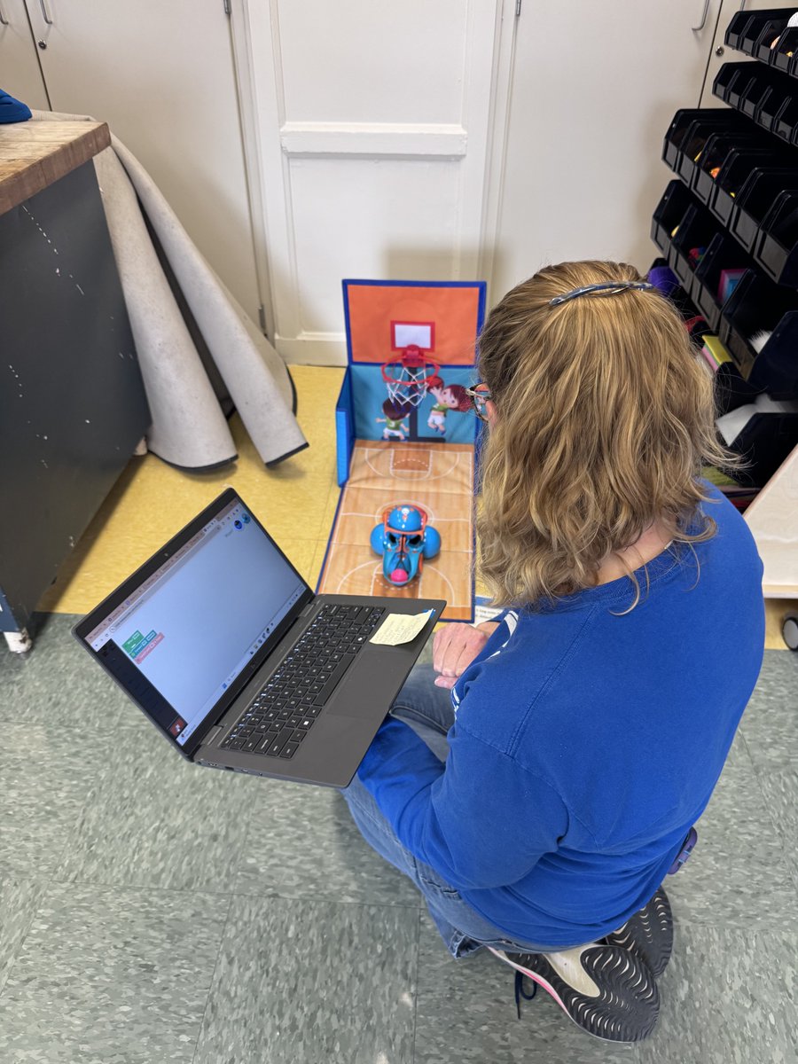 1st Maker Space tweet media