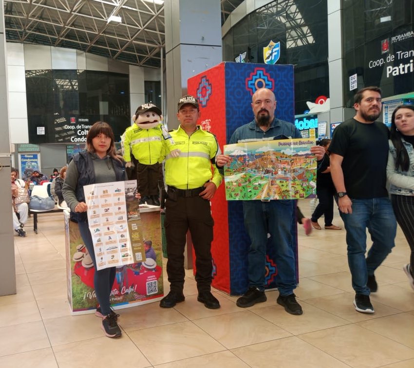 🎉 Iniciamos el feriado de Carnaval y nos activamos para recibir a los turistas en puntos estratégicos de Riobamba.
Acércate, pregunta por nuestros atractivos y servicios turísticos, y disfruta de una experiencia segura y organizada. 🌄✨

linktr.ee/riobambaturismo