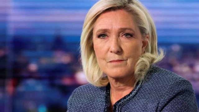 🇫🇷 | Le Pen sobre el asesinato de Quentin en Lyon a manos de la organización terrorista Antifa: 

«El terrible atentado en Lyon, que dejó a un joven de 20 años luchando por su vida, obliga al gobierno a salir de su inacción ante las milicias de extrema izquierda que, durante