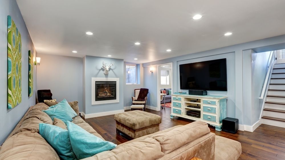 EagleFlight6953's tweet photo. If you’re lucky enough to have an unfinished basement in your home, have you ever considered converting that space into a bonus living area? https://t.co/9iZQPqPGB8 https://t.co/yWM0rZT1c6