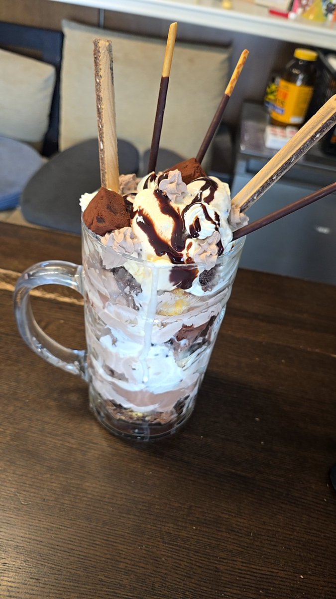 N46170768's tweet photo. ハイカロリーバレンタイン https://t.co/53aNeP3Xd2