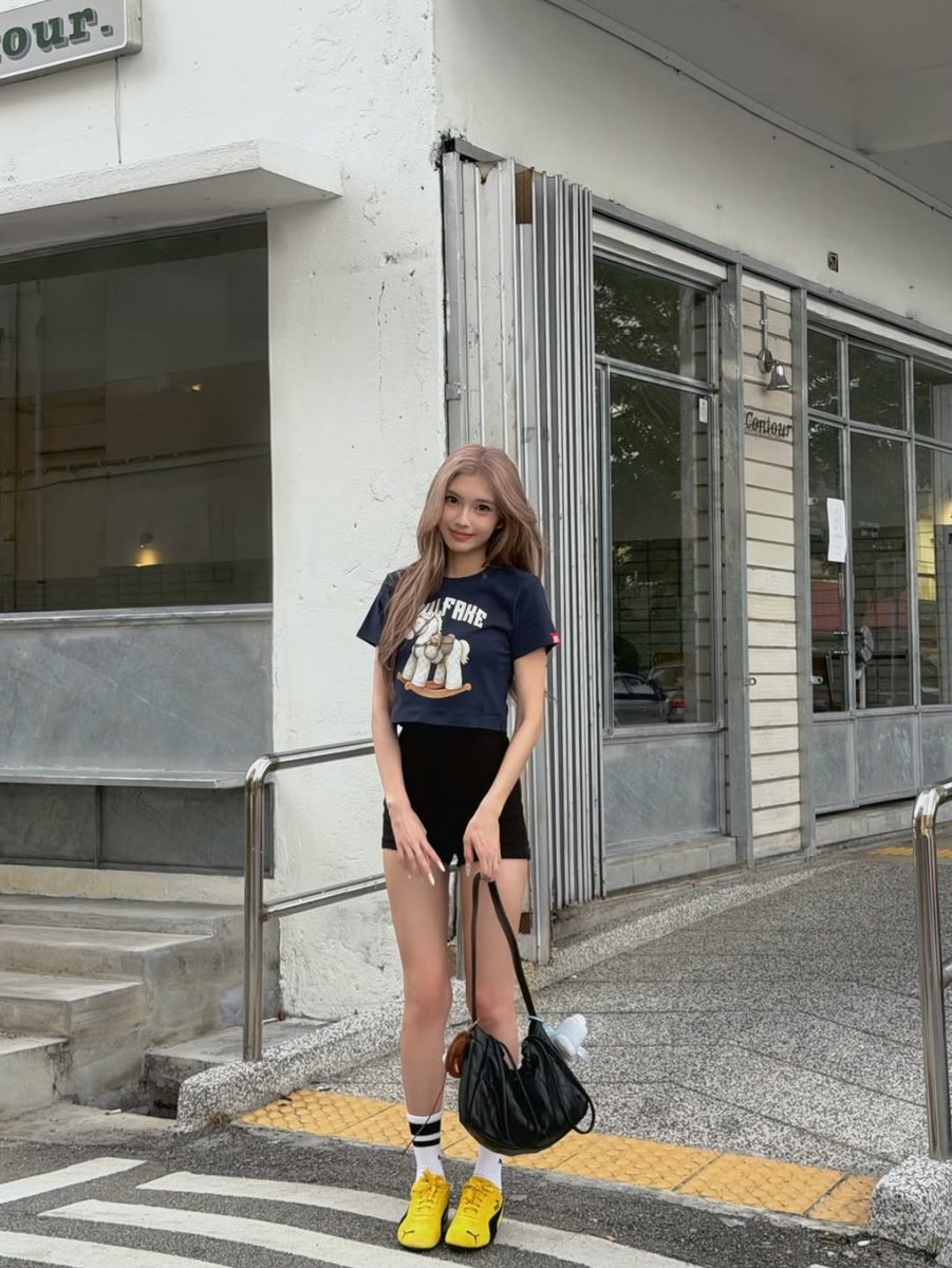 WanTing061030's tweet photo. #d00nuts #jiahui https://t.co/AWY2cYULK9