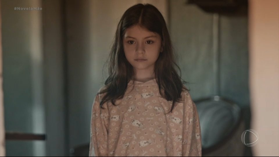 Tadinha 😢 Zeynep sonha com lembranças do passado #NovelaMãe