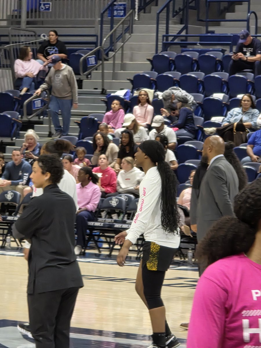 Coach Anderson_KHS🏀 tweet media