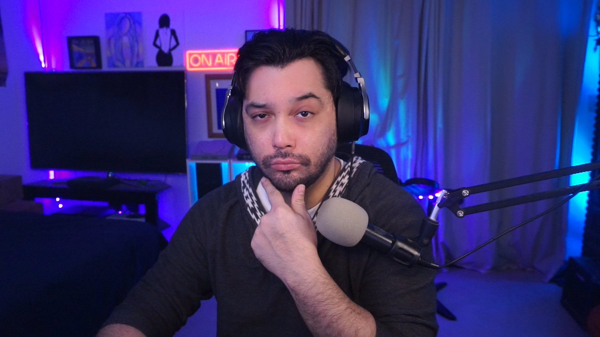 Guess who's back? Back again??? Come say HEY and let's HANG!!! #TwitchStreamers #twitchclips #smallstreamer #SmallStreamersConnect 

twitch.tv/chrischaotix