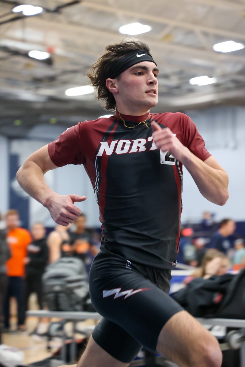 Dom LaMontagna and Ben Damiani take 2nd and 3rd in the 400 running 53.81 and 55.64 respectively at the Plainfield South Quad.