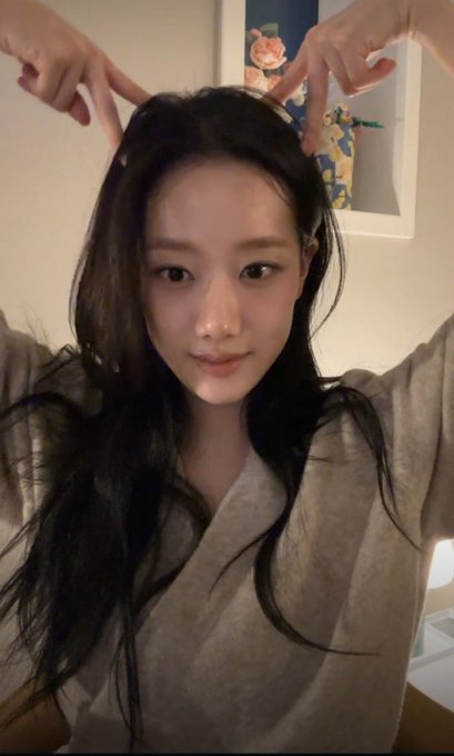 🎁🎁🎁🎁🎁🎁🎁🎁🎁🎁🎁🎁🎁🎁
#이나은 #LEENAEUN #イナウン #나은 #NAEUN