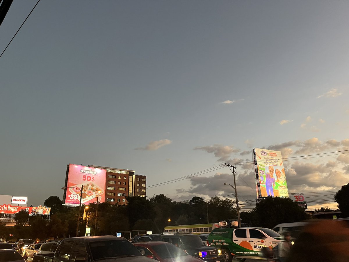 MichiDeLaArena's tweet photo. Roosevelt Guatemala … un viernes 13 🫶🏼 https://t.co/PJtlfYcQ3C