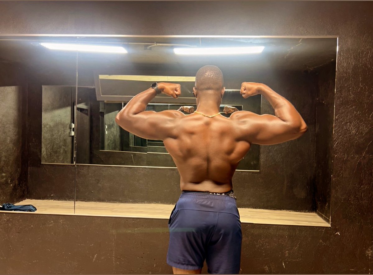 ©️u®️T tweet media