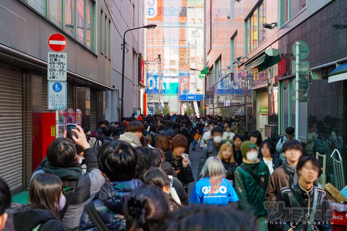 ツルミロボ tweet media