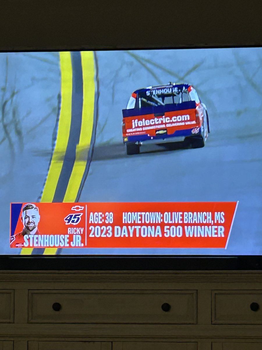 Tim Southers tweet media