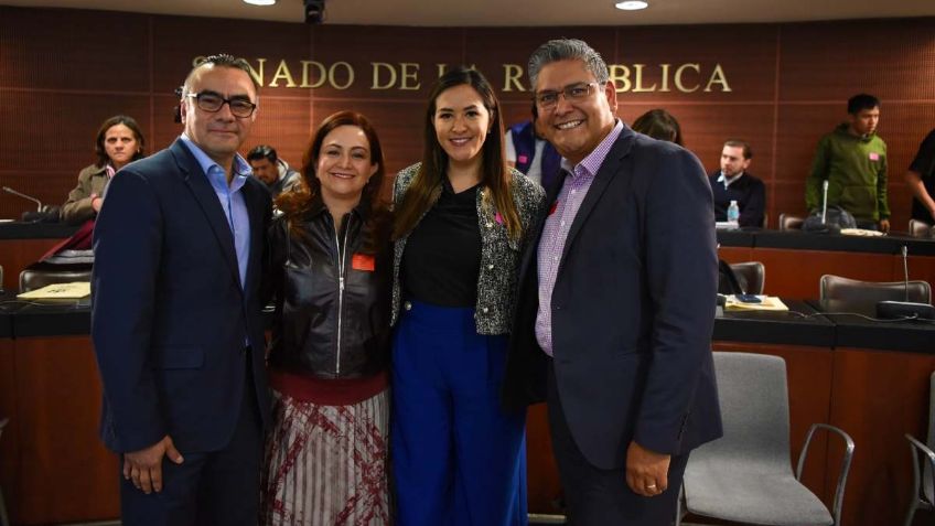#ENVIVO | 🎙️Nuevo León comparte buenas prácticas de transformación digital en el Senado.

La titular de la Oficina Ejecutiva de Nuevo León, Mariela Saldívar, presentó en el Senado de la República un modelo de identidad digital descentralizada y los avances de la plataforma NLínea