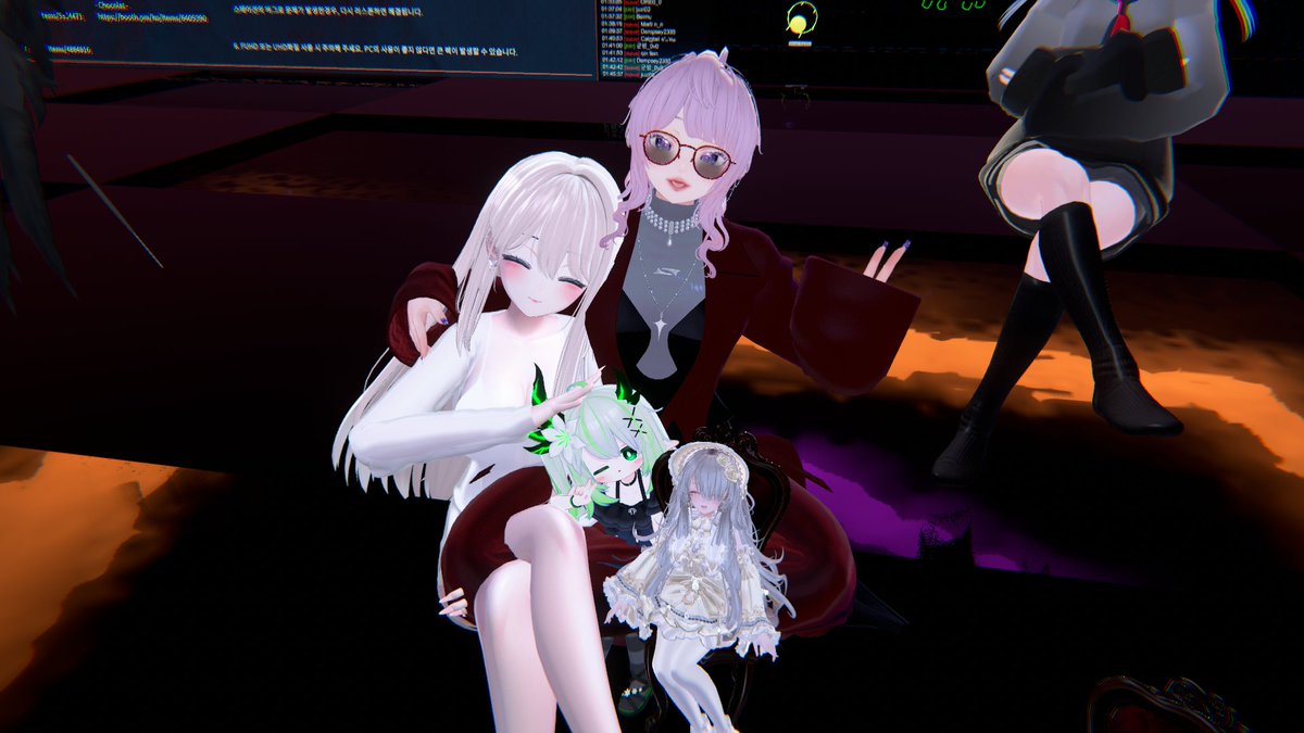 おそよー
昨日は遅くまで遊んだので起きるの遅くなっちった　

久し振りに先輩のハイエースであそこにも行ったし
初めてのフレンドの皆は感動してくれて良かった！

今日もお昼からはね　11：30分位には集合だよ！

#lumina3D
#VRChat