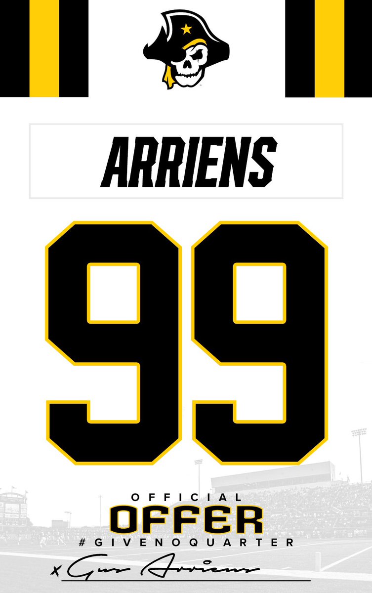 Gus Arriens tweet media