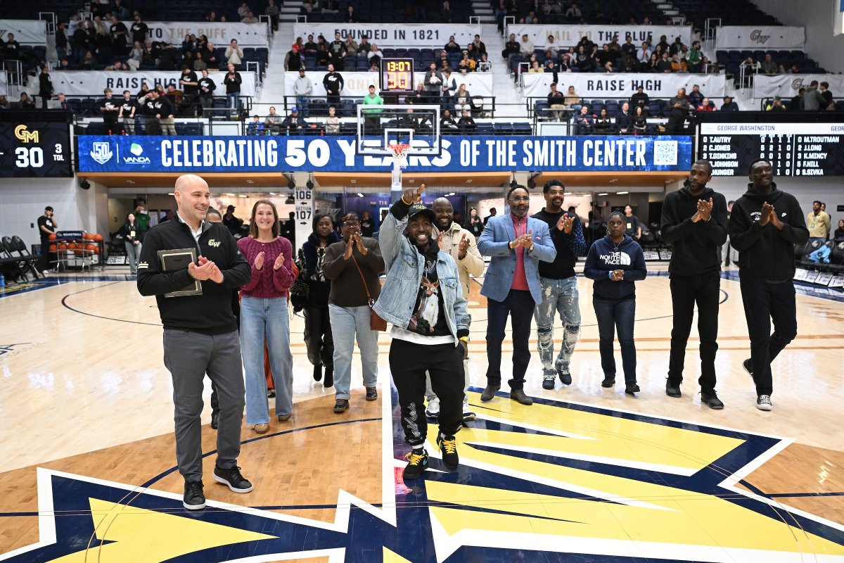 GW Men's Basketball tweet media