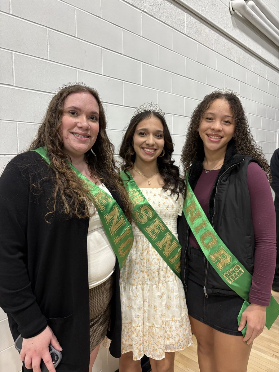 Denise Abbott tweet media