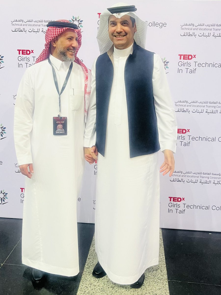 alqusier's tweet photo. أتقدم بخالص الشكر لسعادة الدكتور عادل الزنيدي نائب المحافظ للتدريب، على دعمه وتشريفه لفعالية TEDx Girls Tech In Taif، كما أشكر فريق العمل والمنظمين على جهودهم المميزة.
تجربة أعتز بها، وأسأل الله أن أكون وفّقت فيما قدمت.
#TEDx
#الطائف 
#كلية_التقنية 
#الطايف_الان https://t.co/jmclVqU6fX