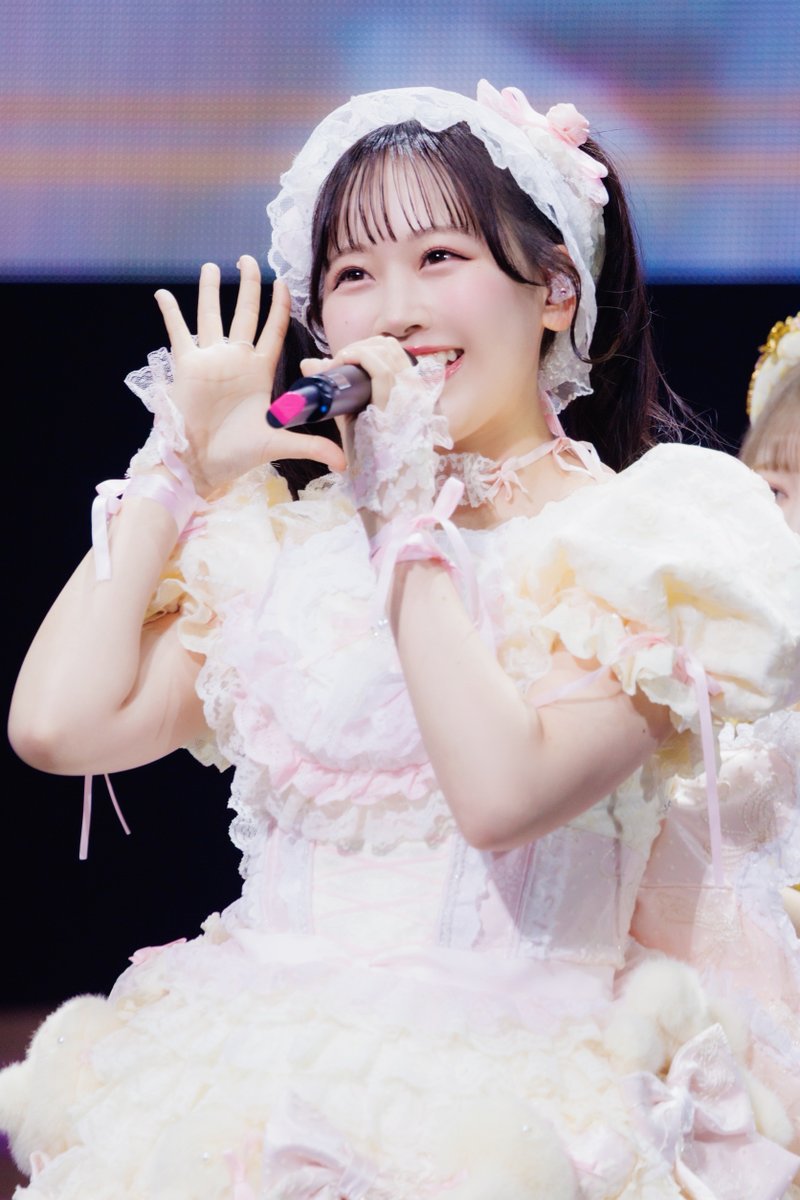 【#ふるっぱーフォト】

「ふるっぱー’s SELECTION 君と、好きが重なったとき」

🩷松本かれん <a href="/karen_fz0328/">松本かれん( FRUITS ZIPPER )</a>

🔗抽選会詳細
kawaiilab.asobisystem.com/news/detail/68…
📸FRUITS ZIPPERのお見送り会ぜひ参加してください🎵

🔗12:00単独公演ダイジェストプレミア公開
youtu.be/oZuCaWJS_C0

#FRUITSZIPPER