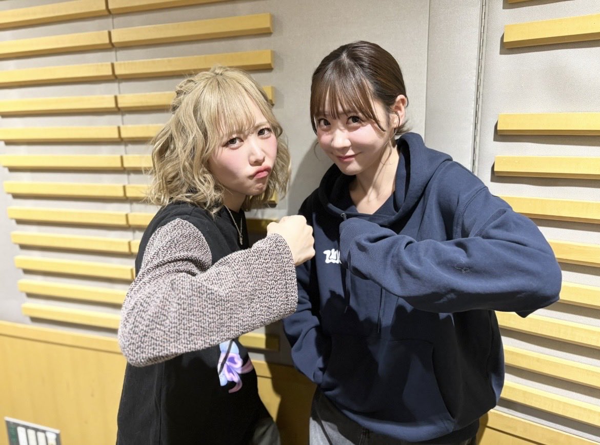 れい tweet media