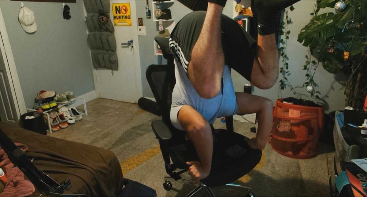 Ghost_Req's tweet image. GAME NIGHT! FIRST STREAM BACK #BLACKOPS7 #KickStreamer @GhostGaming 

👉kick.com/ghostreq
👉