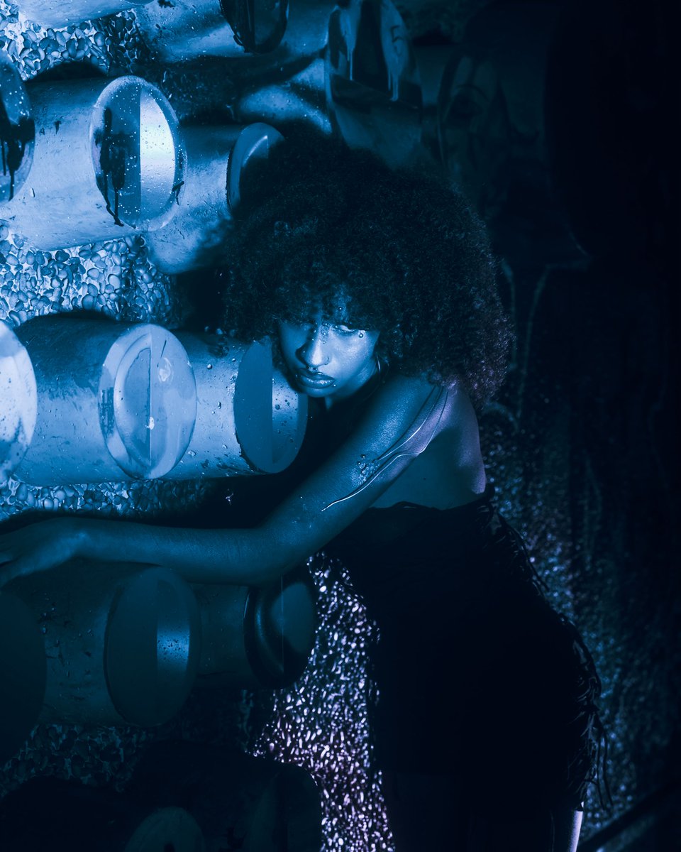 m4tt3a's tweet photo. Preview de mon nouveau shooting préféré 🩵👽🛸 https://t.co/TYlzUa3UKG