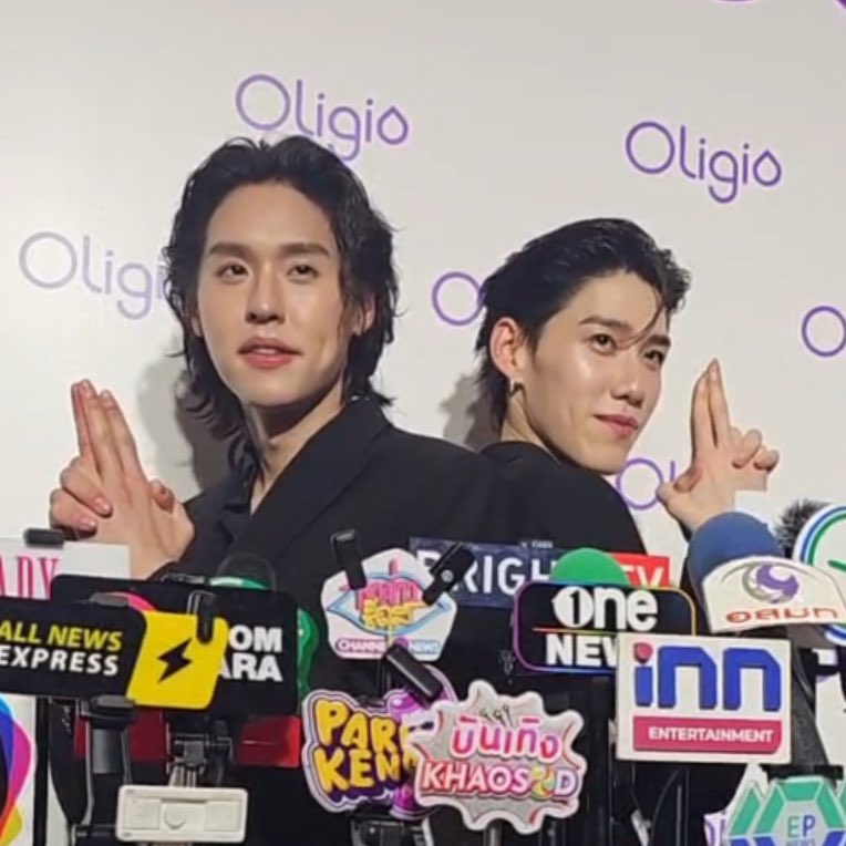 ภาพอินเสิชพี่ดารากุแต่ละอัน เอาเหอะ555555555555555555555555555555555555555555555