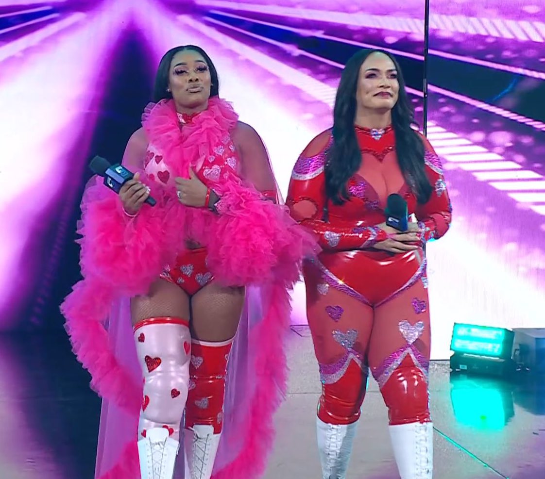 VALENTINE’S DAY GEAR LOVEEE