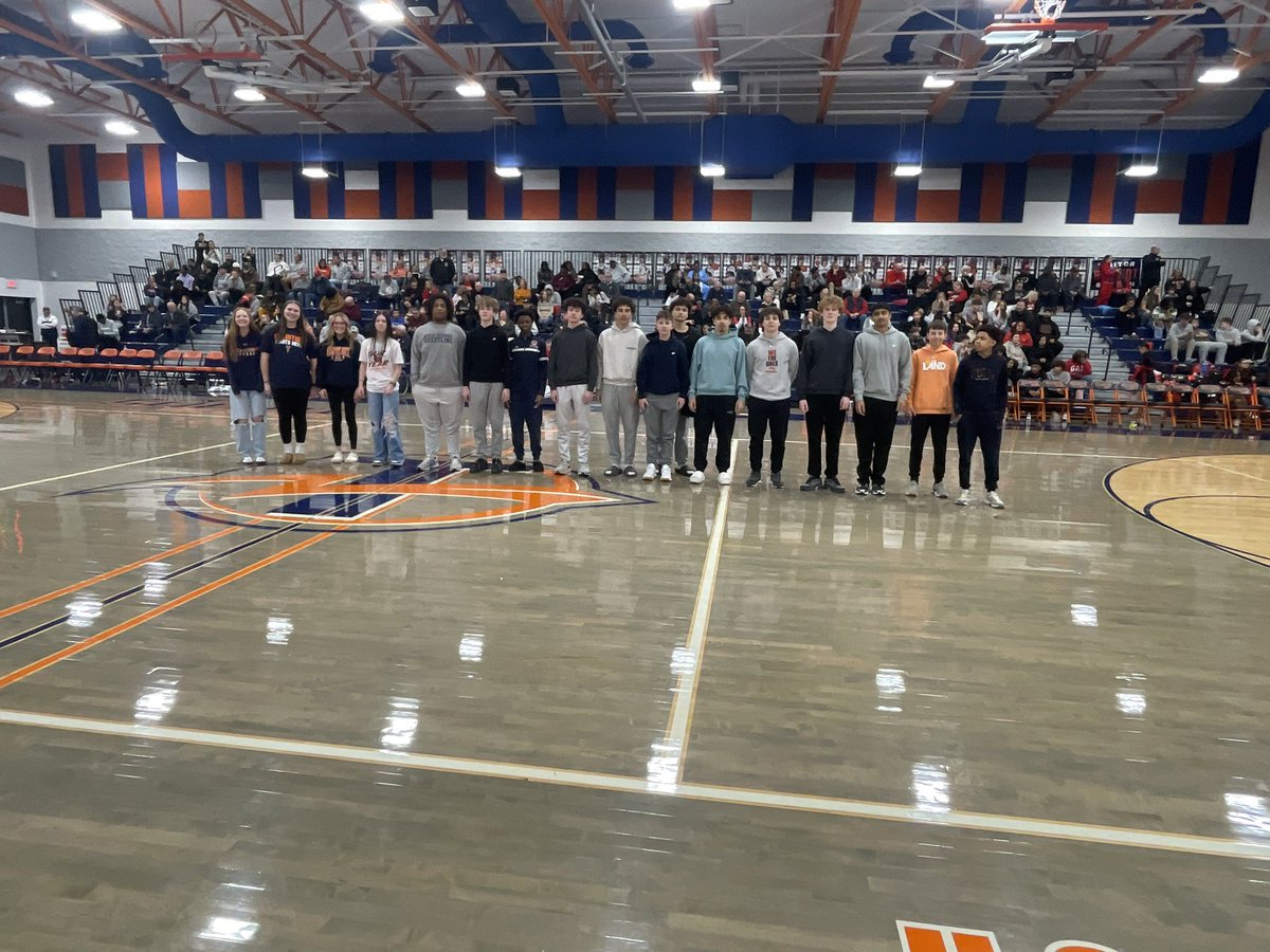 AthleticsBMHS's tweet photo. Big night tonight for our 8th graders! We had the chance to recognize our Titans who are committed to continuing their academic and athletic careers at BMHS⚡️ https://t.co/TgqQVgVu3v