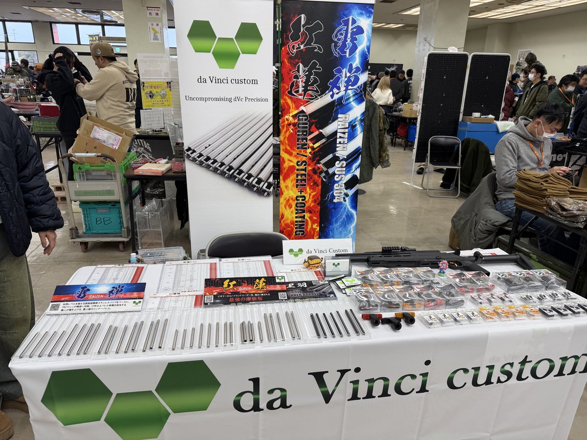 dVc40193106's tweet photo. 九ミリ展オープンです🙋‍♂️ https://t.co/znhvG48BSo