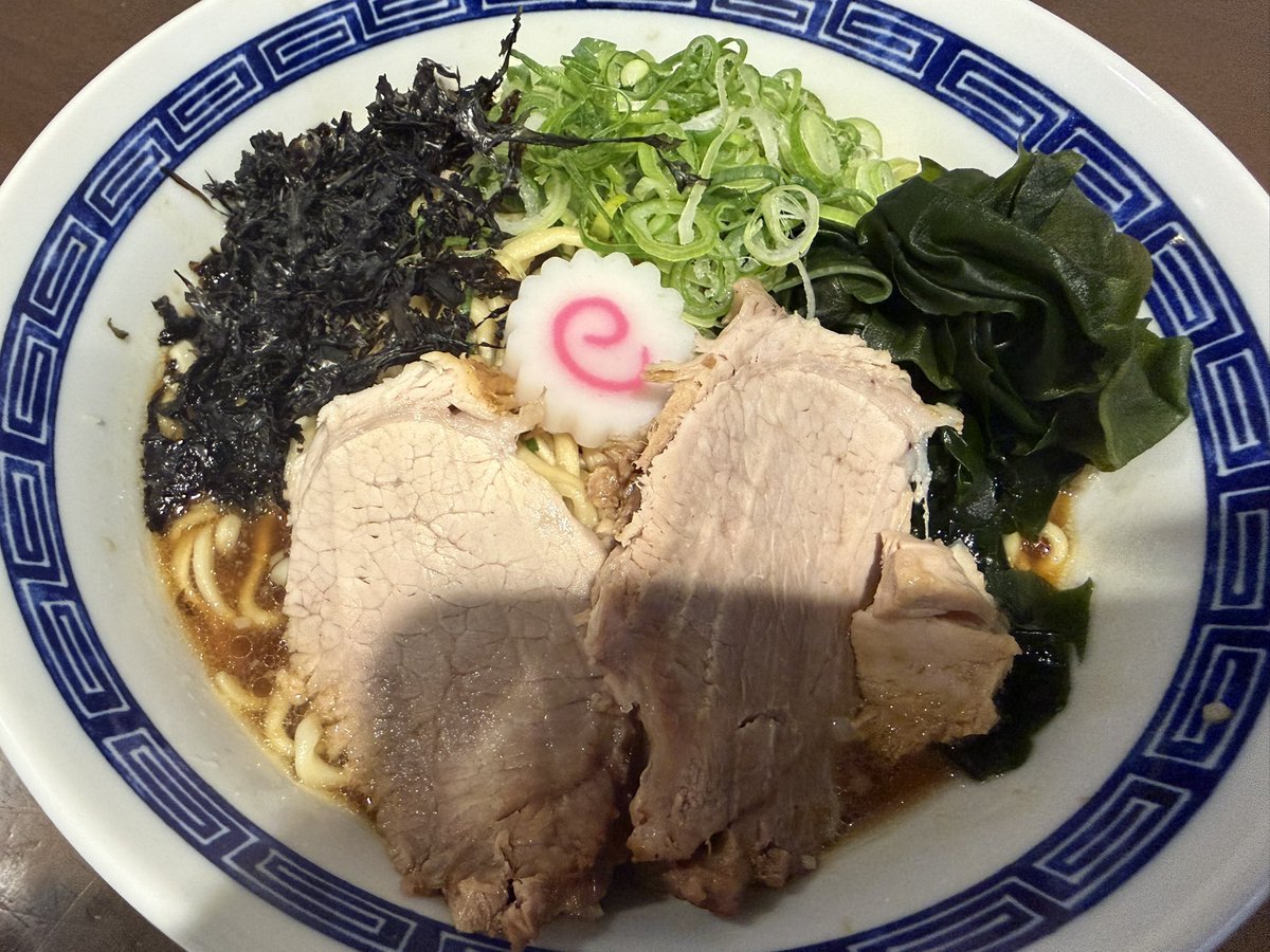 本日【11:00〜15:00】です。 昨日中華そば売り切れてしまい申し訳