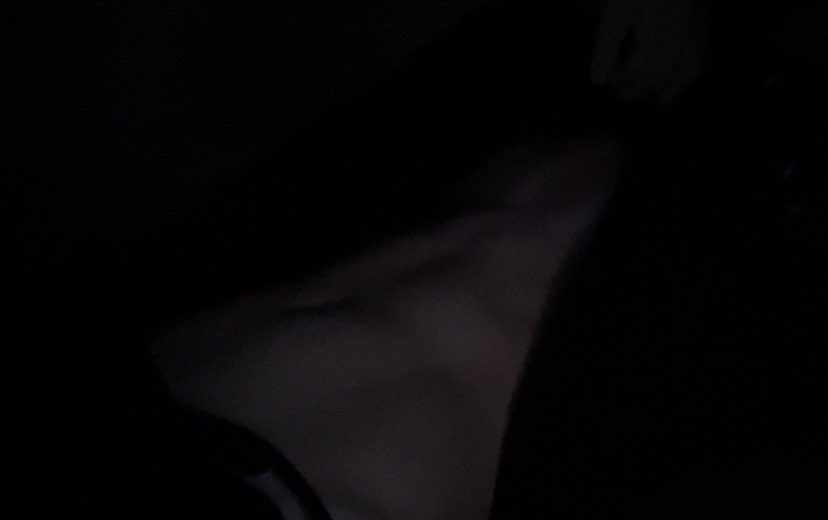 abs... i don’t like how i look in the light so im dimming ur view oomfies sorry