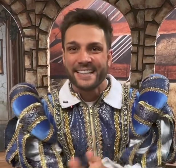 Éxito mi precioso!!!
NICOLA EN EL TENORIO