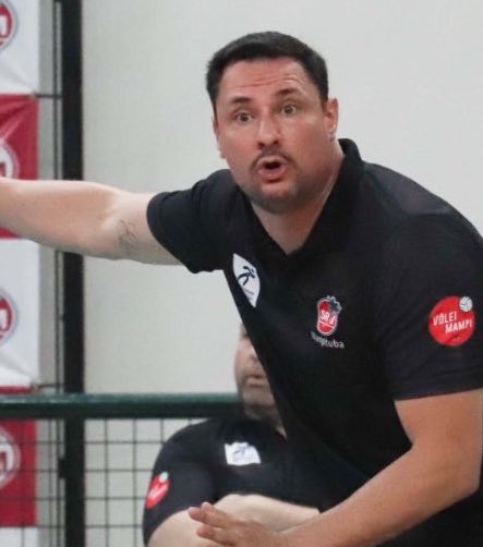 A equipe de Vôlei Feminino Mampituba/FME Criciúma/Radar/Unesc venceu o Pinhalense/Zagonel por 3 sets a 0 nesta sexta-feira, dia 13, no Ginásio da Unesc, e garantiu permanência na Superliga B. Com parciais de 25/19, 25/13 e 25/19, ficando com a 10ª colocação. Trabalho bem