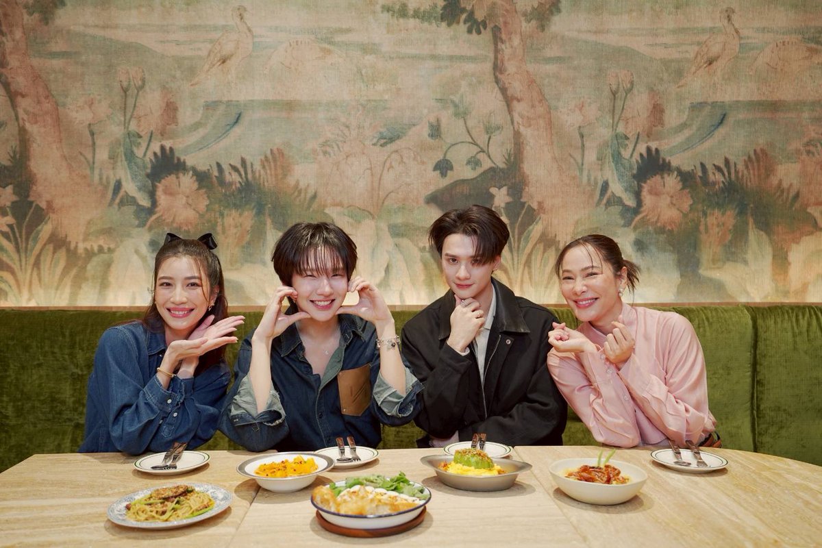 เปรี้ยวปาก x เก่งน้ำปิง

พบกับ “เก่ง” <a href="/harit_keng/">Harit_keng (DuckMan 🦆)</a> และ “น้ำปิง <a href="/nampingnapat/">Namping</a> ในรายการ เปรี้ยวปาก วาเลนไทน์ปีนี้หวานกว่าเดิมมม 🍫💝✨

📺 รับชมได้แล้วตอนนี้ทางช่อง 3 HD กด 33 

KENGNAMPING SWEET VALENTINES DATE
#PreawpakXKengNamping